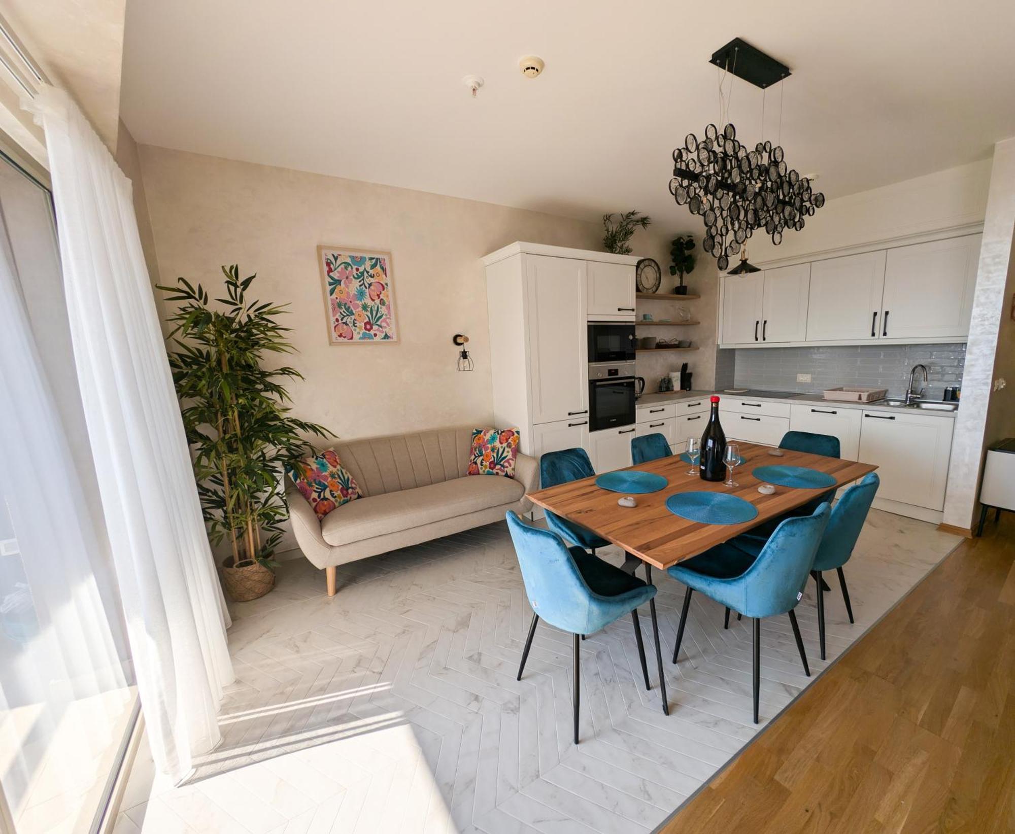Lux Apartments Harmonia Budva Luaran gambar