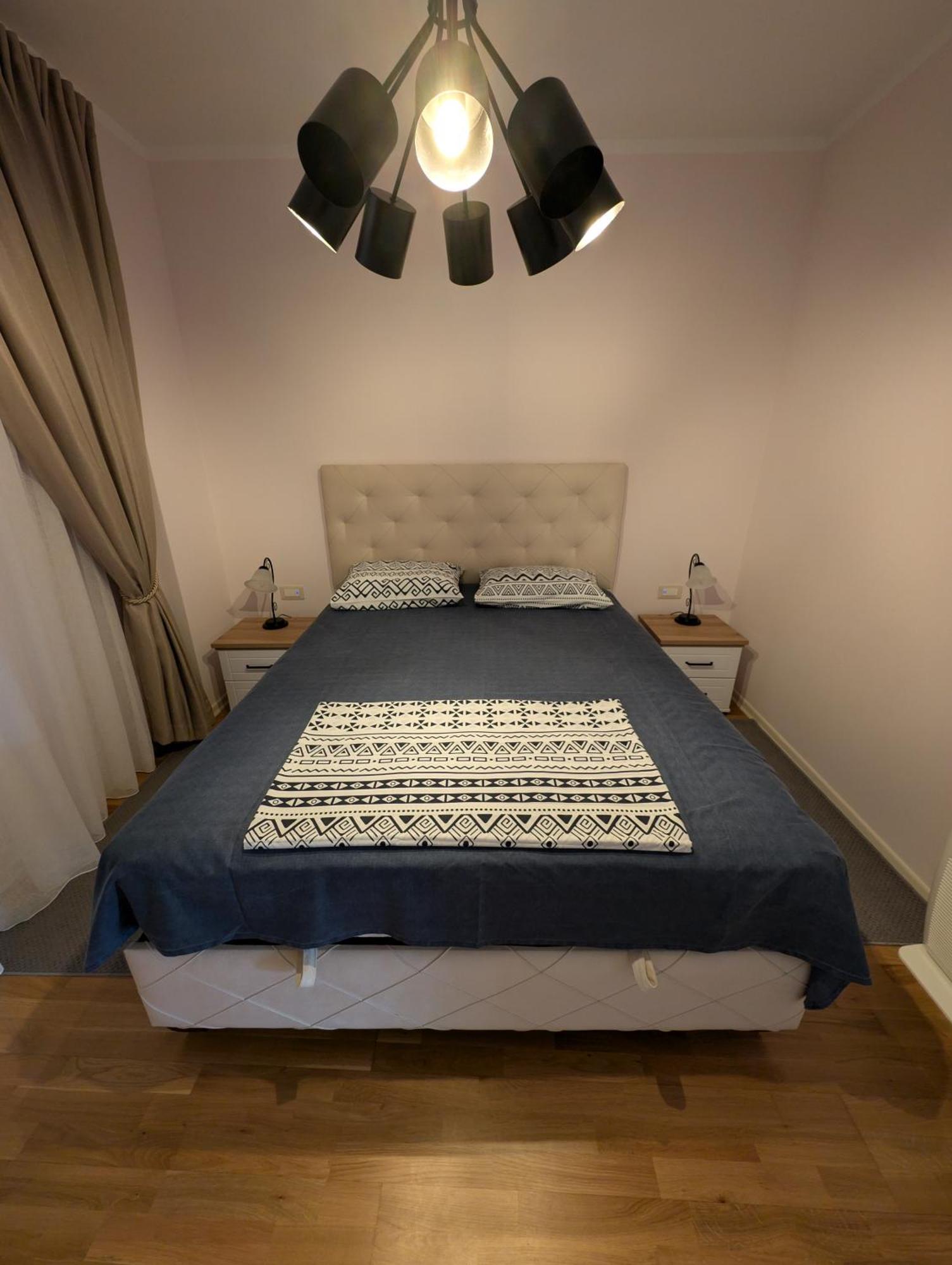 Lux Apartments Harmonia Budva Luaran gambar