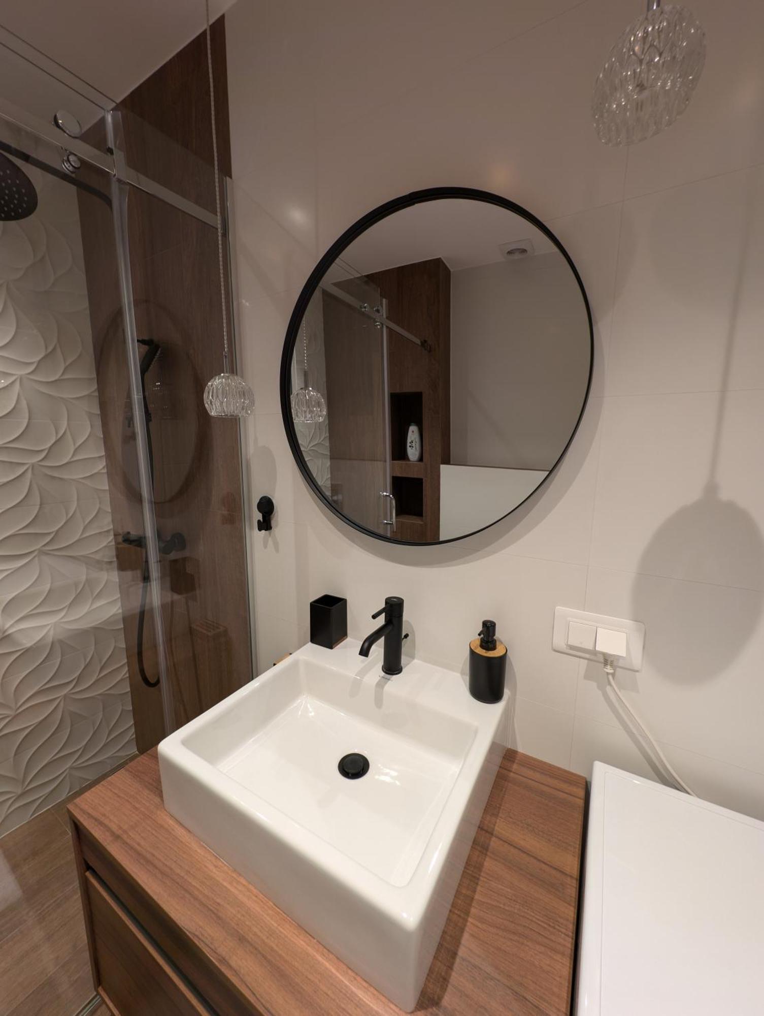 Lux Apartments Harmonia Budva Luaran gambar