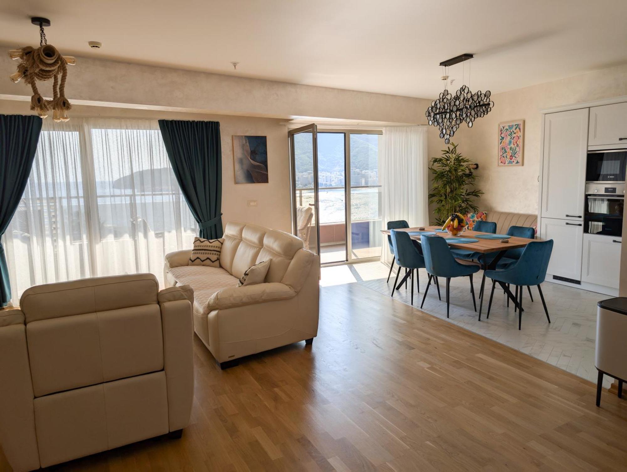 Lux Apartments Harmonia Budva Luaran gambar