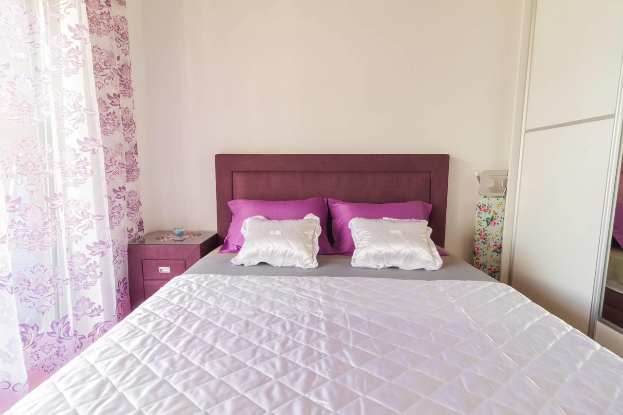 Lux Apartments Harmonia Budva Luaran gambar