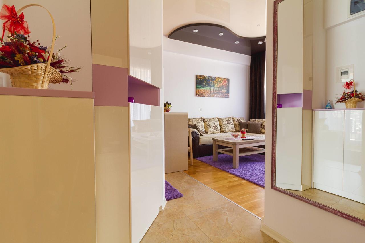 Lux Apartments Harmonia Budva Luaran gambar