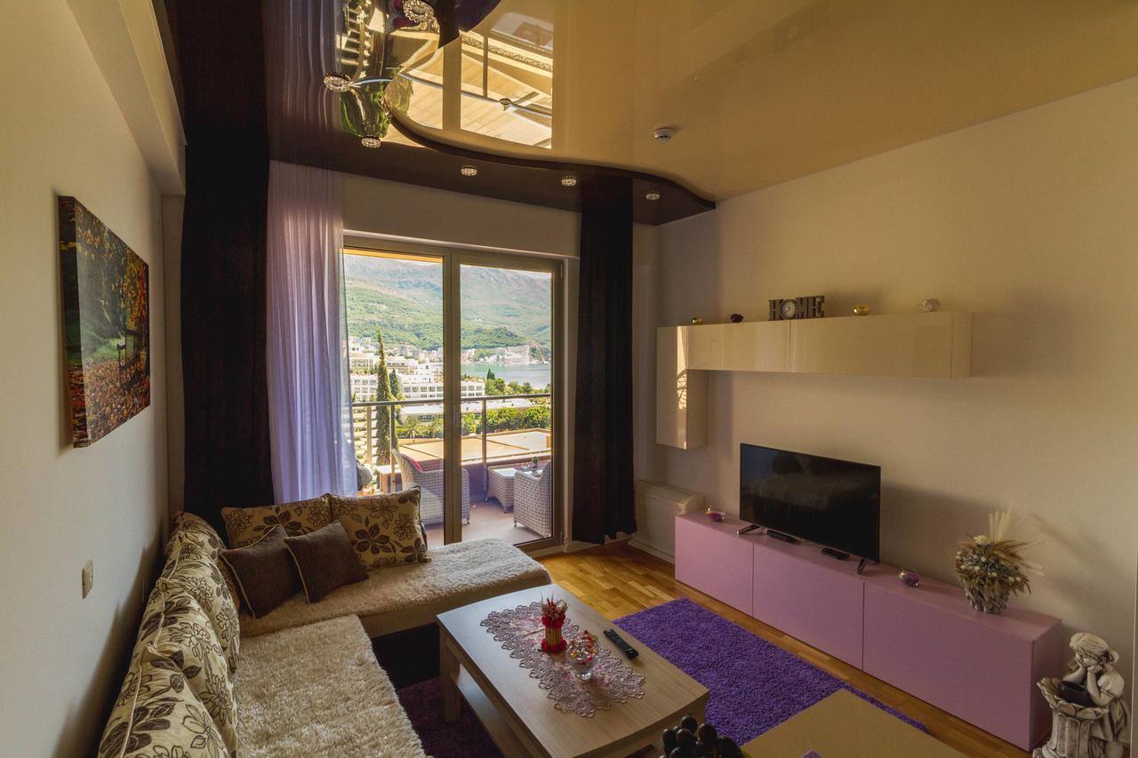 Lux Apartments Harmonia Budva Luaran gambar