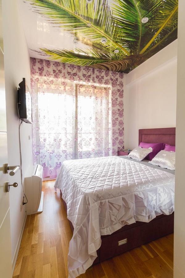 Lux Apartments Harmonia Budva Luaran gambar