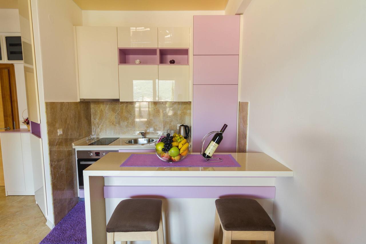 Lux Apartments Harmonia Budva Luaran gambar
