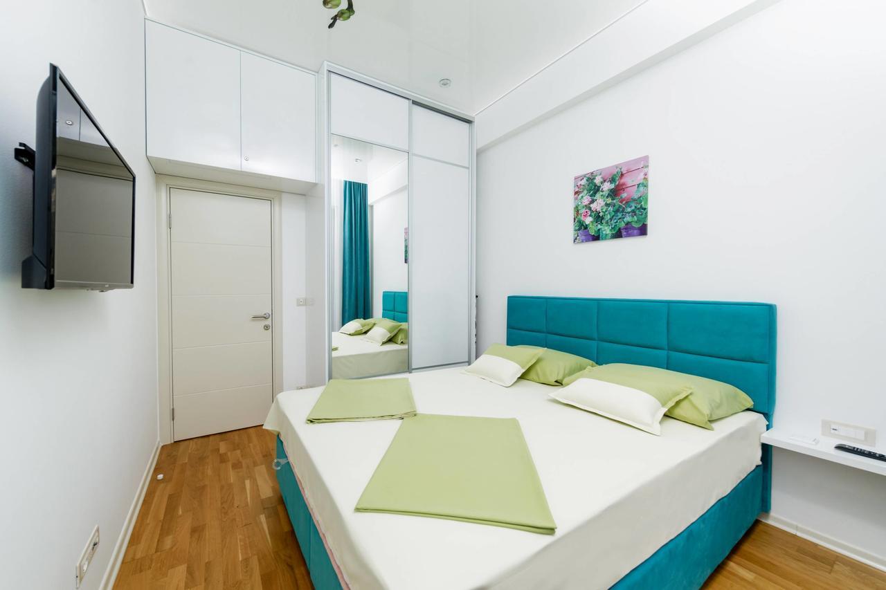 Lux Apartments Harmonia Budva Luaran gambar
